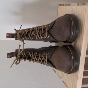 Dr. Martens Brown Aztec Crazy Horse 1460 boots